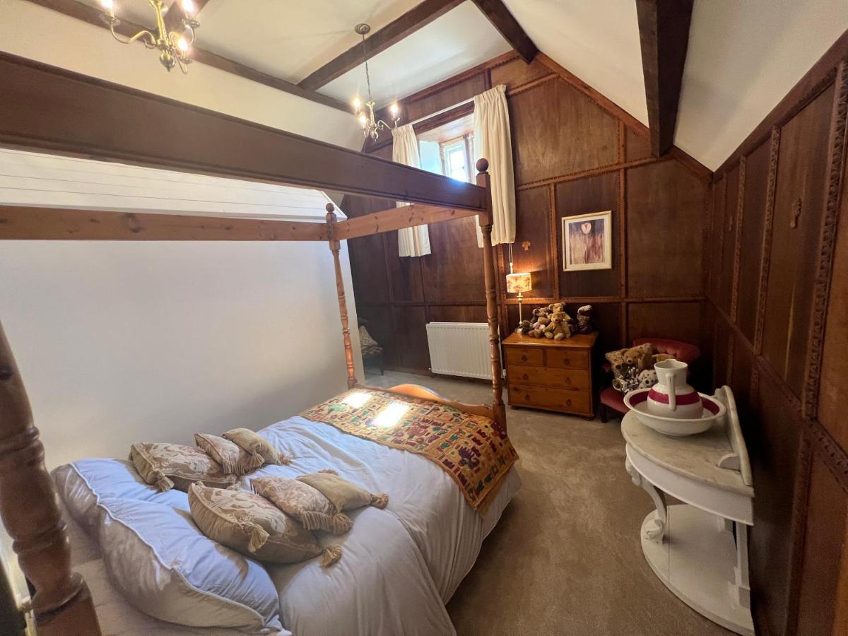 Braunston Manor *